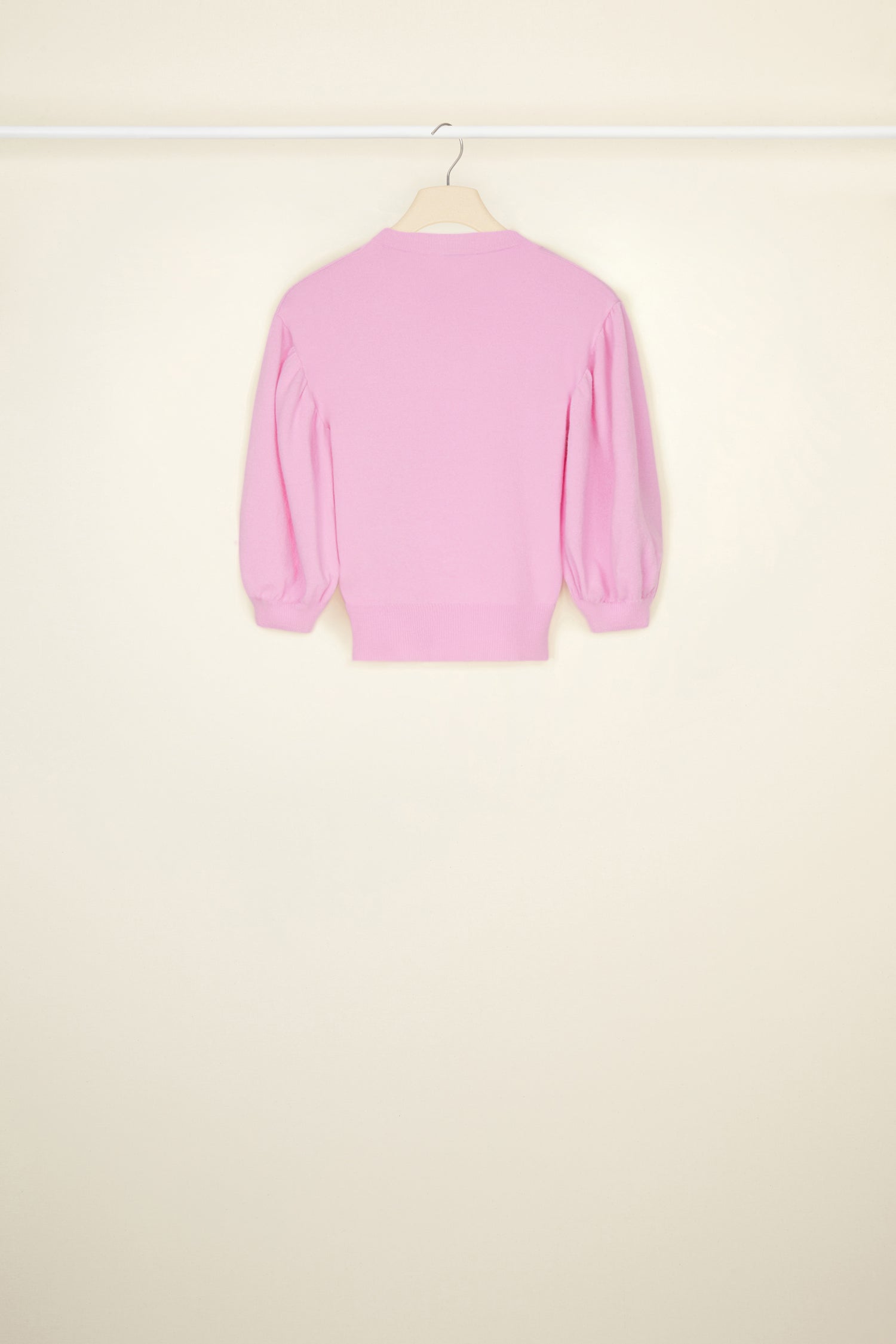 Patou - Barbapapa cropped jumper - Lilac - Cropped and embellished, the Barbapatou collection is a knitwear sensation.Lilac jumper. Part of the Barbapatou capsule collection from a special collaboration with Barbapapa. Barbapapa face with intarsia and embroidered details at the front. Crewneck. Cropped sleeves with ruching at the shoulders.