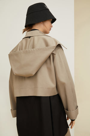 Parka corto con cappuccio rimovibile
