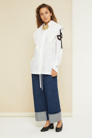 Embroidered logo shirt in organic cotton