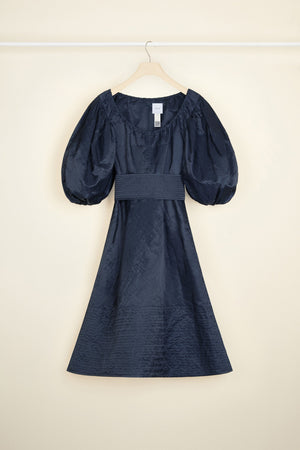 Cocktail dress in metal satin