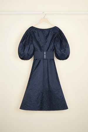 Cocktail dress in metal satin