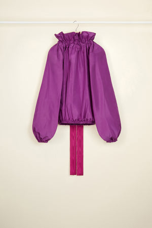 Drawstring collar top in eco-friendly faille