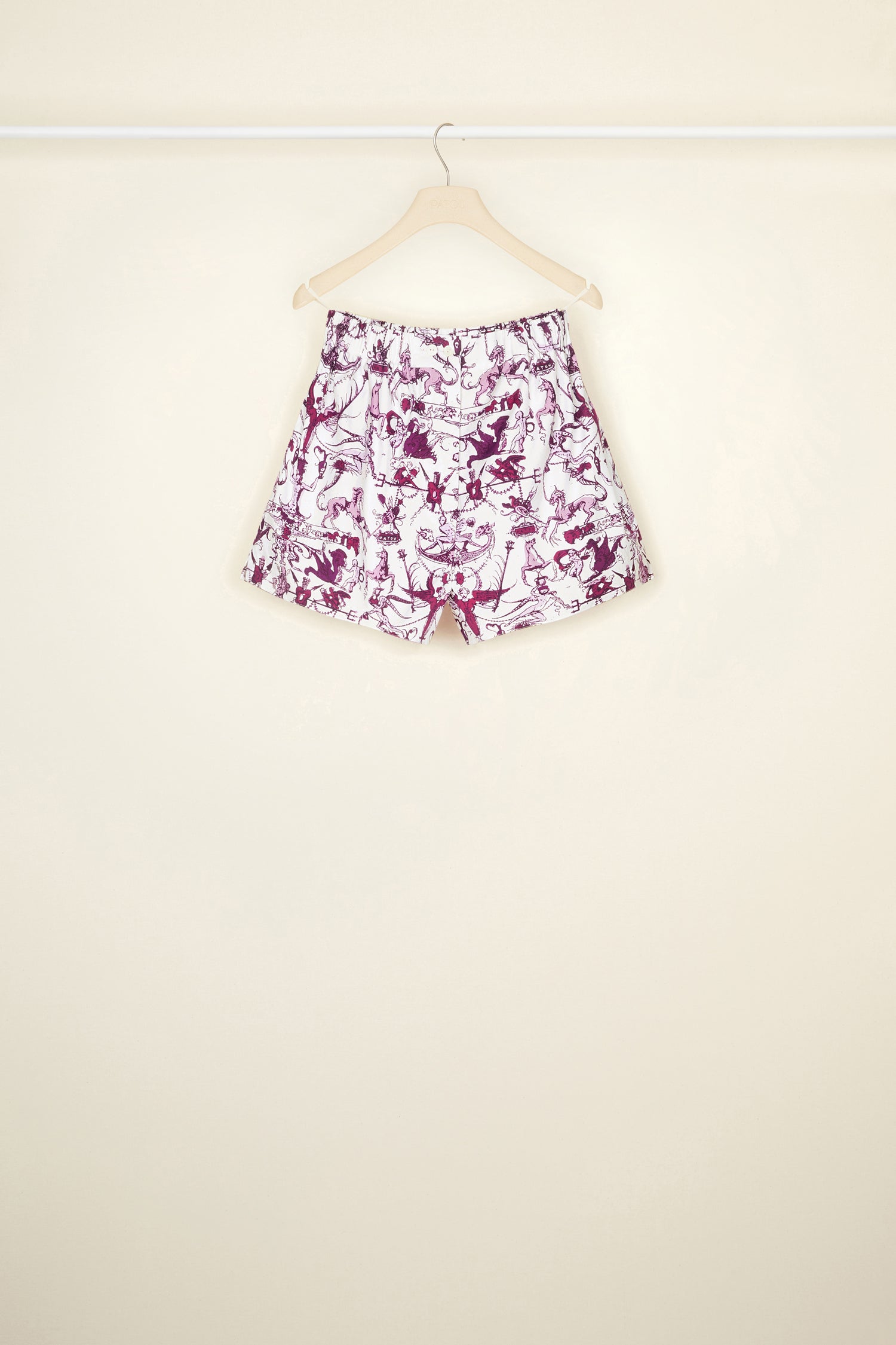 Patou - Printed boxer shorts in organic cotton - Stories And Tales - A tale of modern-day princesses in shining Patou boxers.Organic cotton shorts. “Stories and Tales” seasonal print. Boxer-style silhouette. Elasticated waist with two JP-engraved buttons. Pockets at the sides.