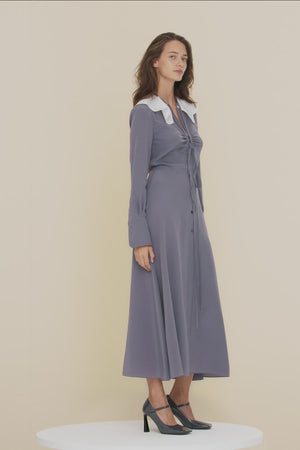 Cocktail dress in metal satin